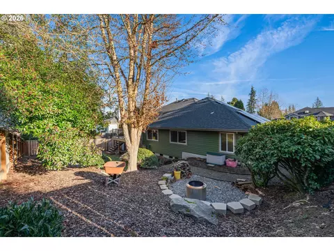 Exterior - 511 SE 15th St, Gresham, OR 97080 photo 9 of 9