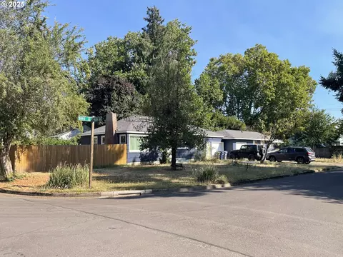 Exterior - 465 Davis St, Eugene, OR 97402 photo 3 of 3