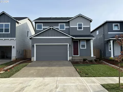 2829 NE Claire Rd #209, Estacada, OR 97023