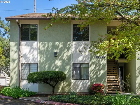 3329 NE 162nd Ave, Portland, OR 97230
