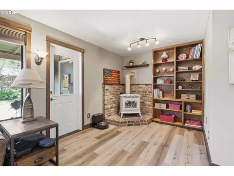 Other - 426 Carthage Ave, Eugene, OR 97404 photo 3 of 10