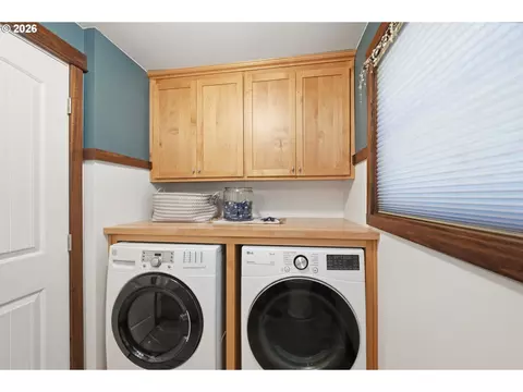 Other - 426 Carthage Ave, Eugene, OR 97404 photo 5 of 10