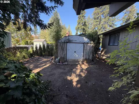 Exterior - 18161 Meinig Ave, Sandy, OR 97055 photo 12 of 17