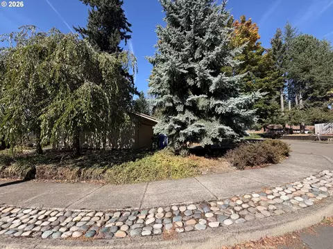 Exterior - 18161 Meinig Ave, Sandy, OR 97055 photo 16 of 17