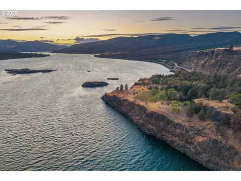 19 Sauter Dr, Lyle, WA 98635