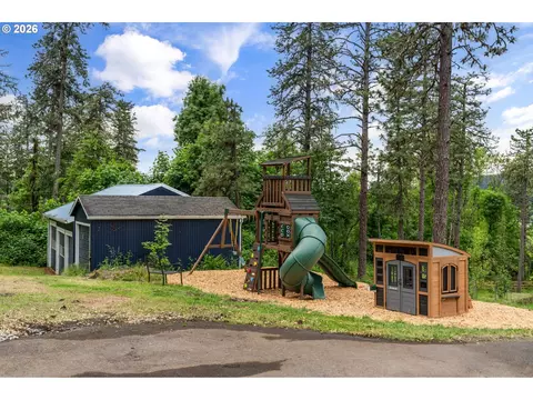 Exterior - 89093 Marcola Rd, Springfield, OR 97478 photo 4 of 5