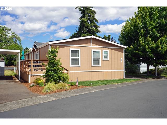 18780 Central Point Rd # 19, Oregon City, OR 97045