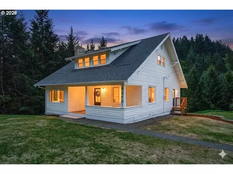 66801 Bishop Creek Rd, Deer Island, OR 97054