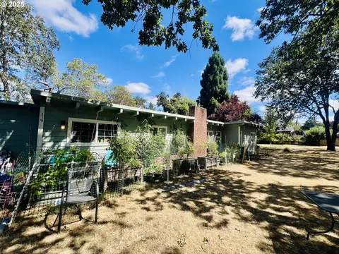 119 Oakbourne Ln, Winchester, OR 97495