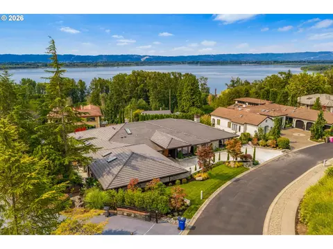 2304 NW 84th Loop, Vancouver, WA 98665