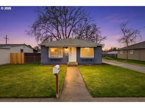 773 W Tamarack Ave, Hermiston, OR 97838