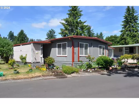 1475 Green Acres Rd #34, Eugene, OR 97408