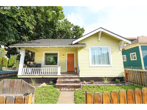 415 E Cannon Dr, Heppner, OR 97836