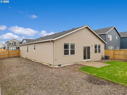 Exterior - 2956 U St, Springfield, OR 97477 photo 7 of 7