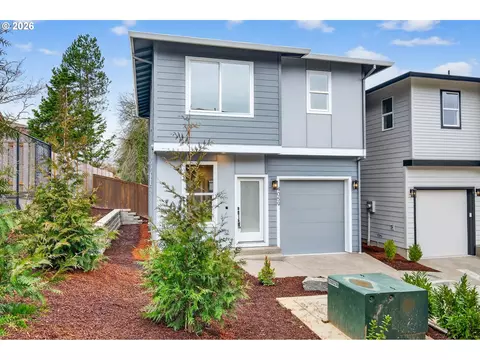 Exterior - 4059 SW Mckinley St #40, Gresham, OR 97080 photo 6 of 6