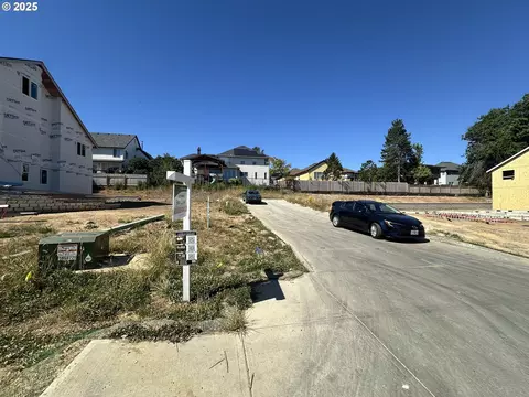 View/Area - 4059 SW Mckinley St #40, Gresham, OR 97080 photo 1 of 3
