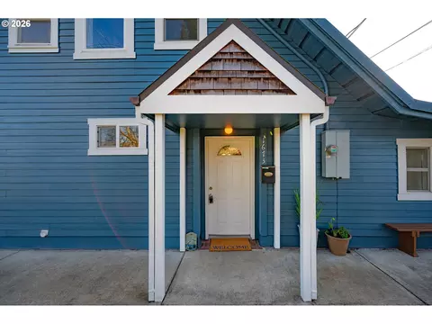 1673 Olive Aly, Eugene, OR 97405