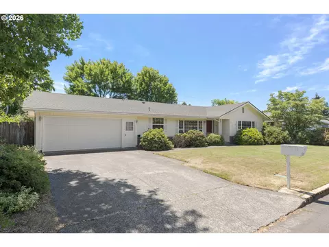 310 Hatton Ave, Eugene, OR 97404 photo 2