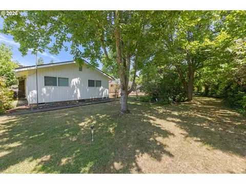310 Hatton Ave, Eugene, OR 97404 photo 38