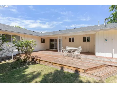 310 Hatton Ave, Eugene, OR 97404 photo 35