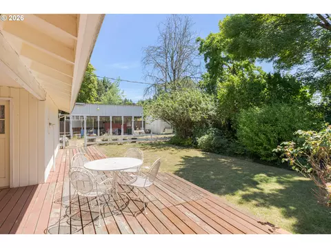 310 Hatton Ave, Eugene, OR 97404 photo 36