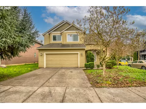 14835 SE Summerland Ct, Milwaukie, OR 97267