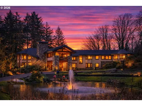 465 NW Royal Blvd, Portland, OR 97210