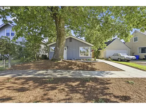 5224 SE Ramona St, Portland, OR 97206