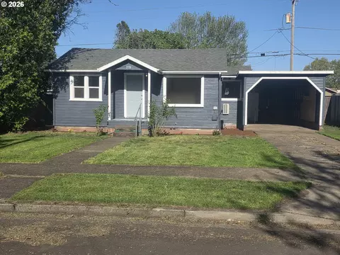 770 Elm St, Junction City, OR 97448