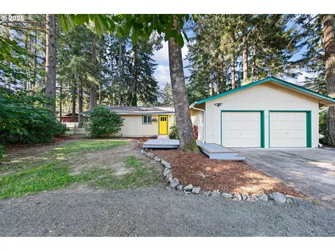 24822 Sertic Rd, Veneta, OR 97487