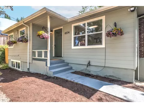6574 SW Florence Ln, Portland, OR 97223