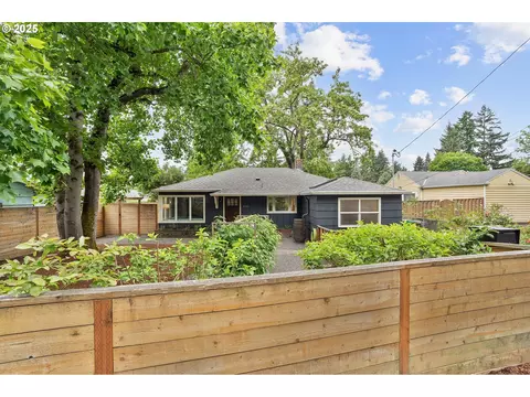 2543 NE 92nd Ave, Portland, OR 97220