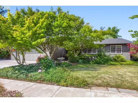 2705 SE Hicklin Ct, Troutdale, OR 97060
