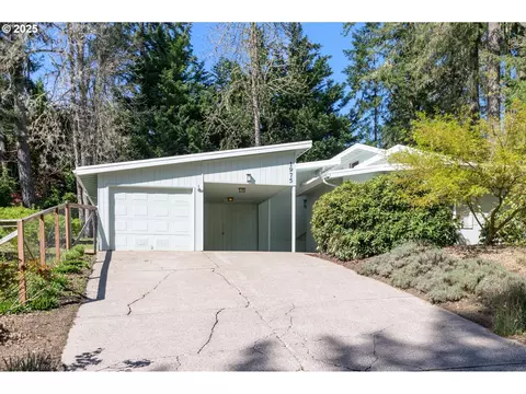 1975 W 34th Ave, Eugene, OR 97405