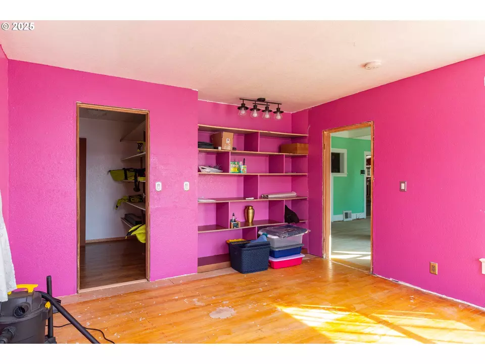  160 NW Logan Dr, Hermiston, OR 97838 photo 7