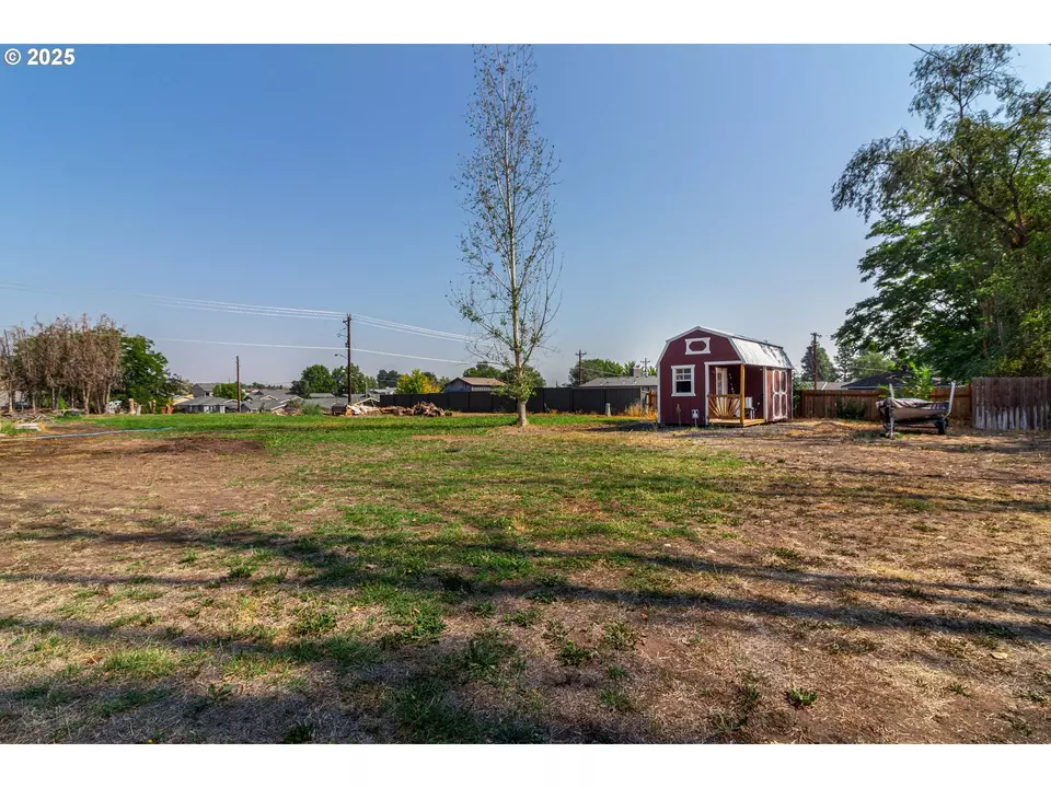  160 NW Logan Dr, Hermiston, OR 97838 photo 32