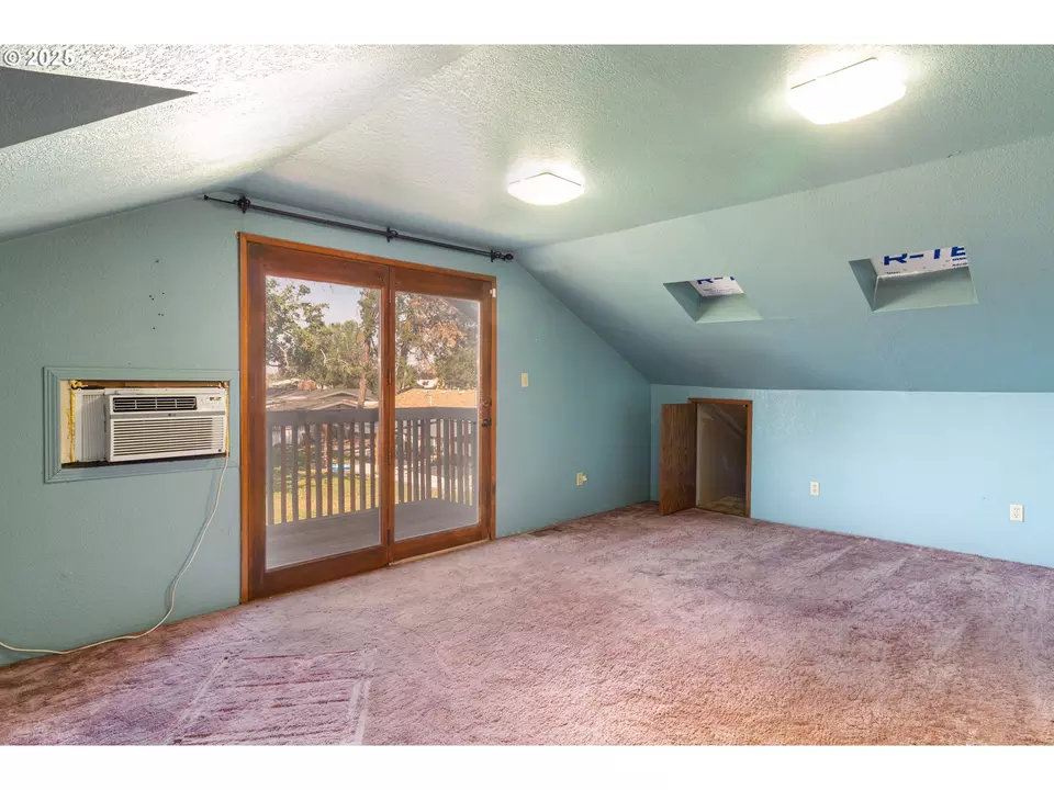  160 NW Logan Dr, Hermiston, OR 97838 photo 19