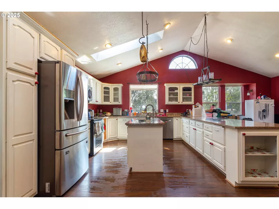  160 NW Logan Dr, Hermiston, OR 97838 photo 14