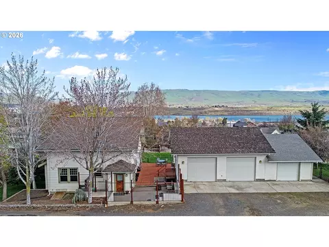 916 Kelly Ave, The Dalles, OR 97058
