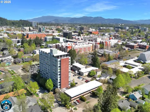 1313 Lincoln St #708, Eugene, OR 97401