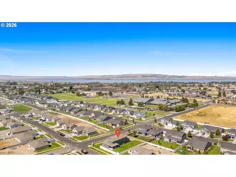 View/Area - 615 Tatone St, Boardman, OR 97818 photo 4 of 5