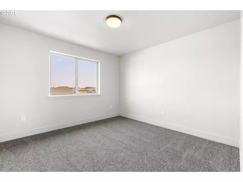 Bedroom - 615 Tatone St, Boardman, OR 97818 photo 5 of 6