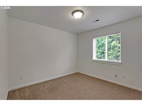 Bedroom - 3853 SE 181st Pl, Portland, OR 97236 photo 4 of 4