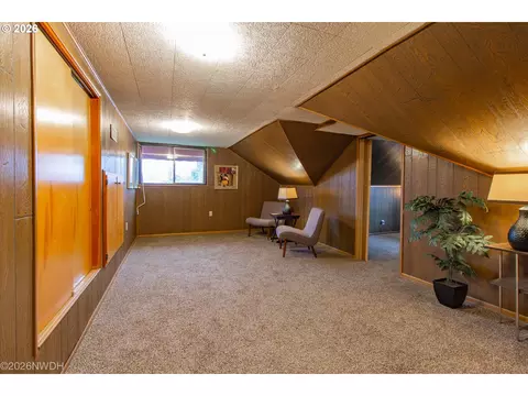Other - 144 Briarcliff Dr, Eugene, OR 97404 photo 5 of 18