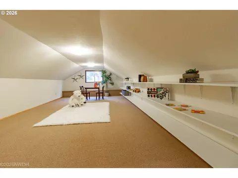 Other - 144 Briarcliff Dr, Eugene, OR 97404 photo 11 of 18