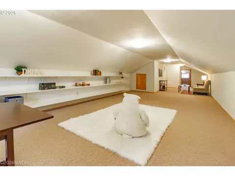 Other - 144 Briarcliff Dr, Eugene, OR 97404 photo 12 of 18