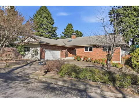 7175 Ridgegate Dr, Gladstone, OR 97027