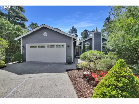 88005 Windleaf Way, Florence, OR 97439