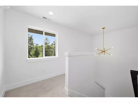 Entry Way - 3445 Summit Sky Blvd, Eugene, OR 97405 photo 2 of 2