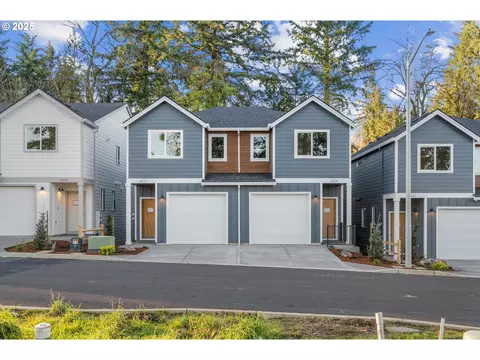 6317 SE Chloe Rose Way, Milwaukie, OR 97267